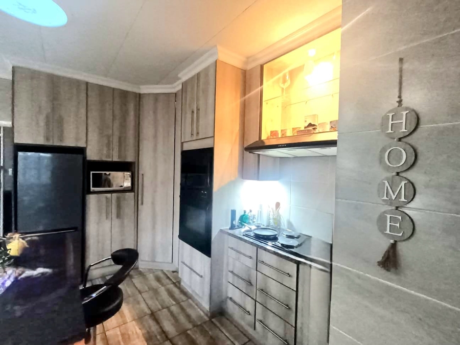 3 Bedroom Property for Sale in Generaal De Wet Free State